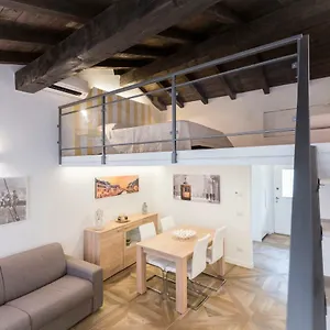 Luxury Centro , Milão Itália